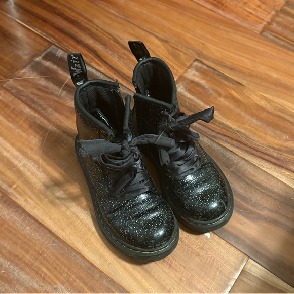 Dr. Martens Shoes - Dr. Martens Kids Glitter Combat Boots Black Lace Up‎ Size 12 (S4)
